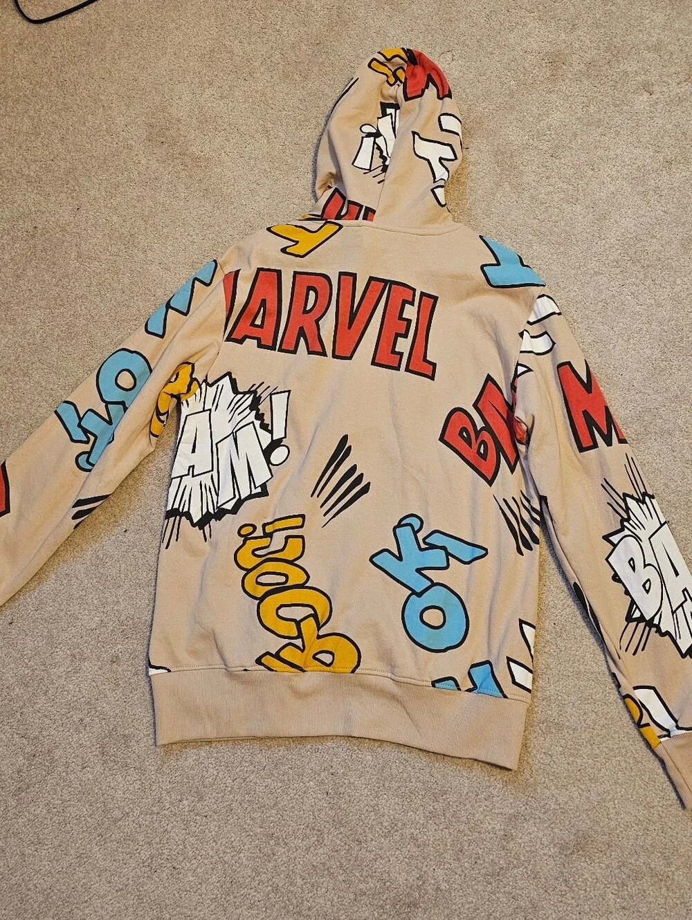 Marvel Sweatshirt - Picture 4 of 5
